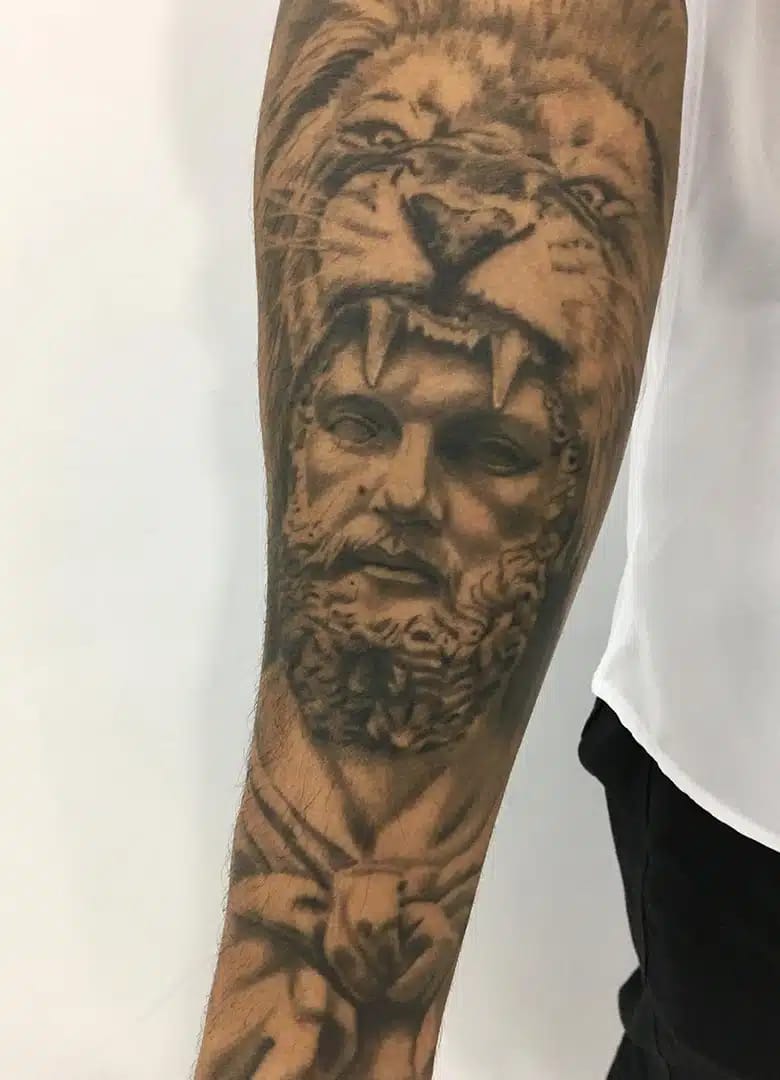 Tatuagem realista de Gian Silva 11