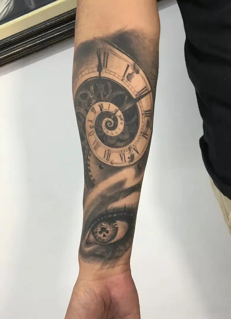 Tatuagem realista de Gian Silva 13
